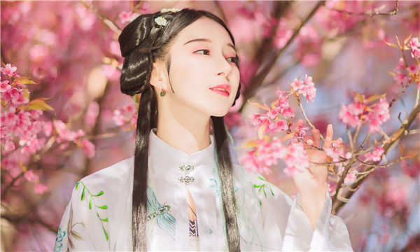 华宁供卵试管婴儿：助您实现家庭梦想的科学方案